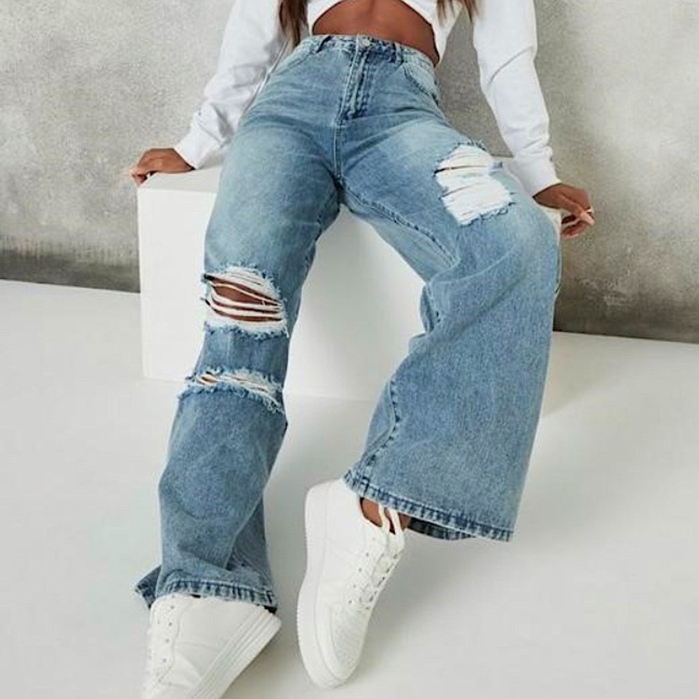 Blue ripped wide leg jean